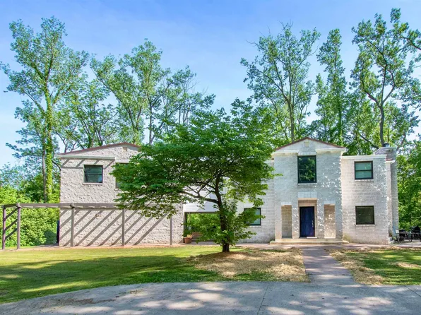 9903 Circlewood Dr, Fort Wayne, IN 46804
