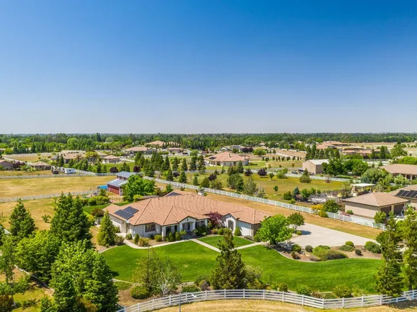 9340 Starting Gate Ct, Wilton, CA 95693