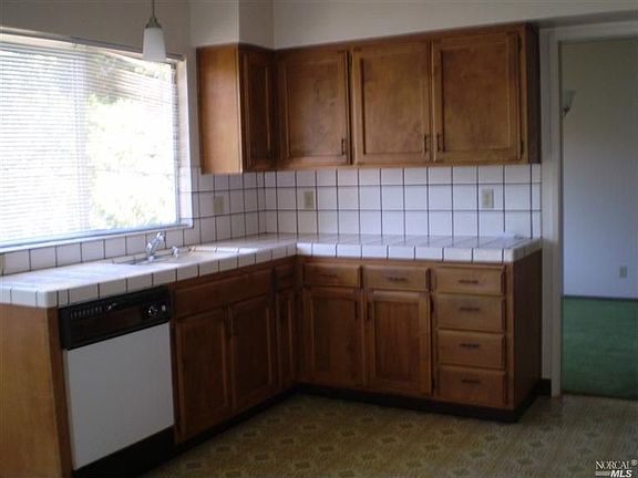 5th image of 30 Miwok Ct