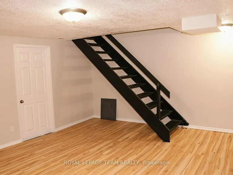 1220 Dorchester Ave — Photo 11