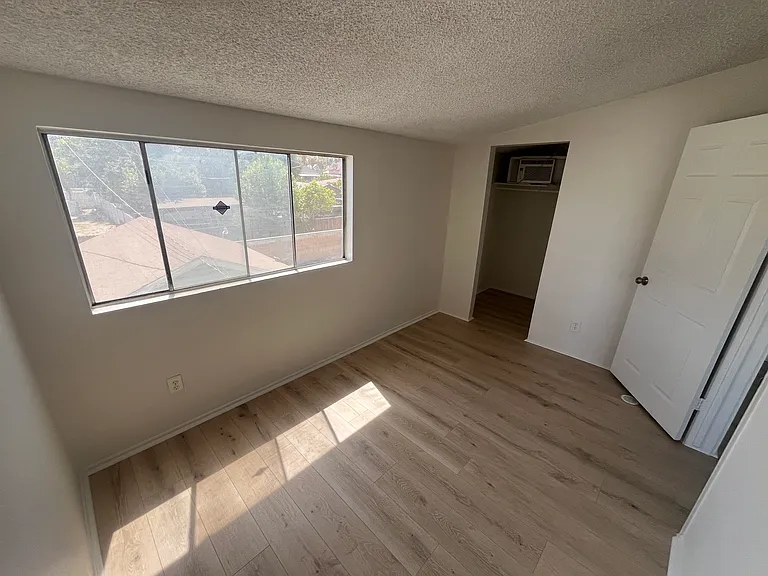 928 N Orange St #1/2 — Photo 34