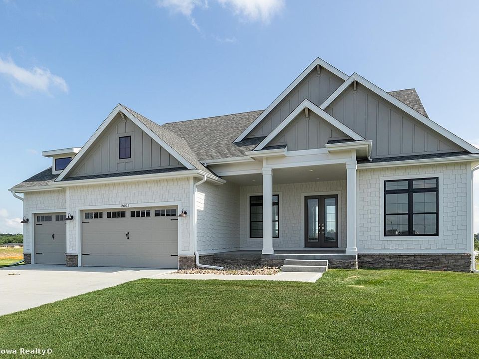1st image of 2605 Crescent Ridge Dr