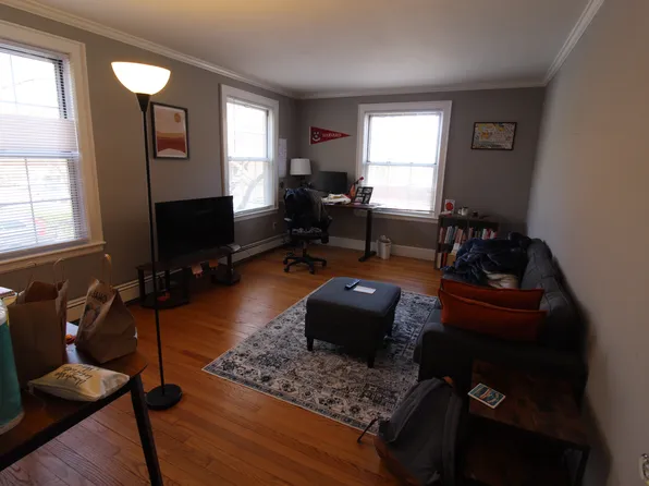 350 Harvard St APT 2, Cambridge, MA 02138