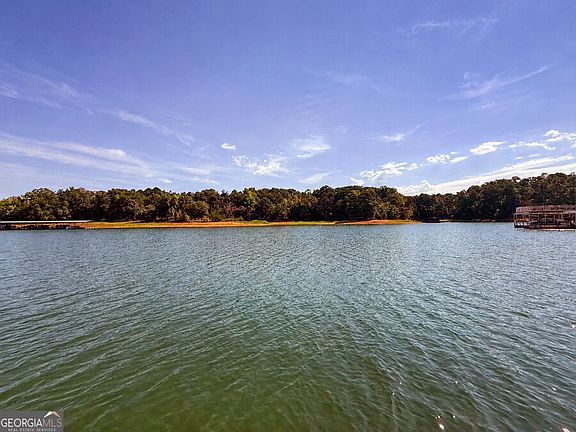 5th image of 332 Addis Cir