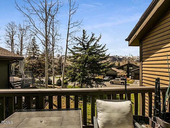5th image of 2471 Fairway Village Dr