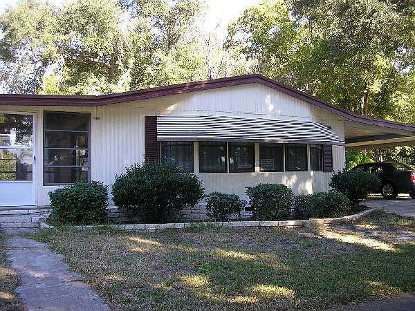 Home for Sale in Lady Lake, FL $28,500