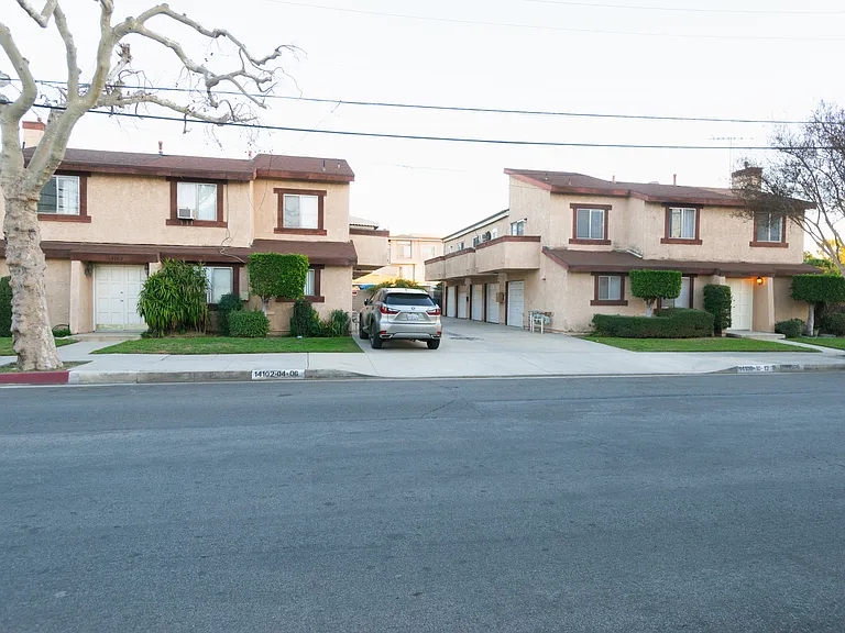 14108 Clarkdale Ave — Photo 20