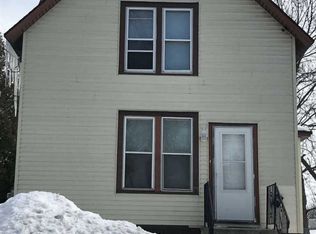 912 Central St, Oshkosh, WI 54901