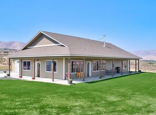 718 Longmire Ln, Selah, WA 98942