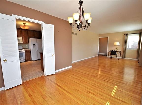 4th image of 3957 Coachella Dr