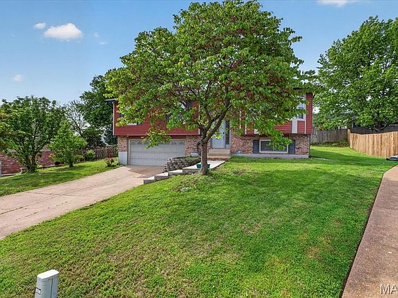 3rd image of 2019 San Angelo Dr
