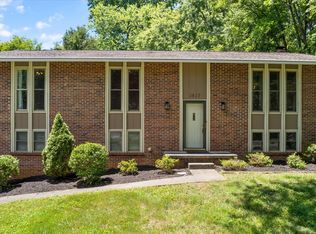 1517 Bexhill Dr, Knoxville, TN 37922