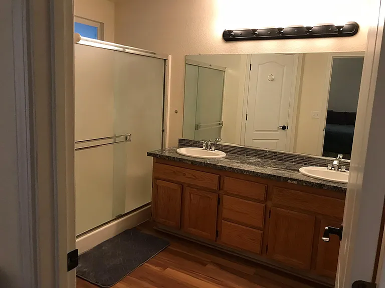 Master bathroom and huge walk in closet (not pictured)