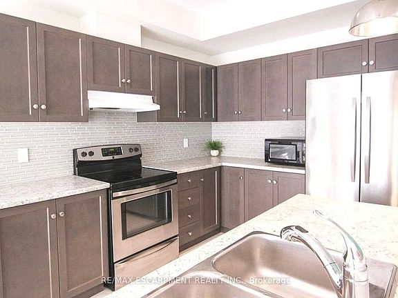 4th image of 3873 Ryan Ave