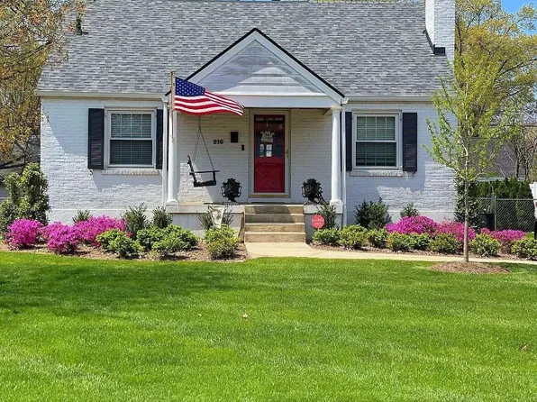 216 Tyne Rd, Bellewood, KY 40207