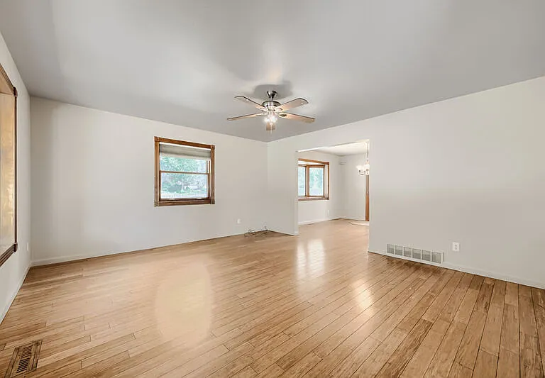 2821 E Serendipity Cir — Photo 5