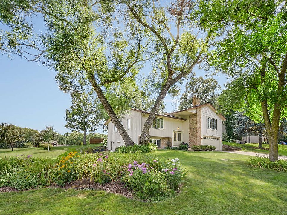1st image of 1254 Carlson Lake Ln