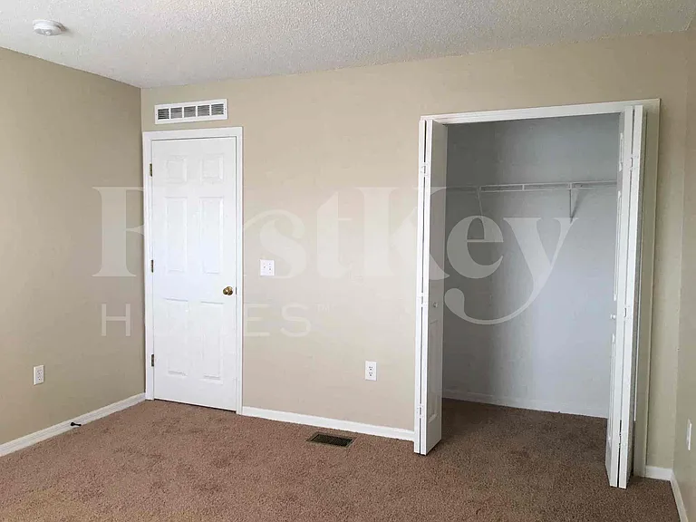3638 Queens Cove Blvd — Photo 31