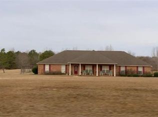 4532 Sandfort Rd, Seale, AL 36875