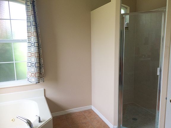 3rd image of 12037 Willow Grove Ln
