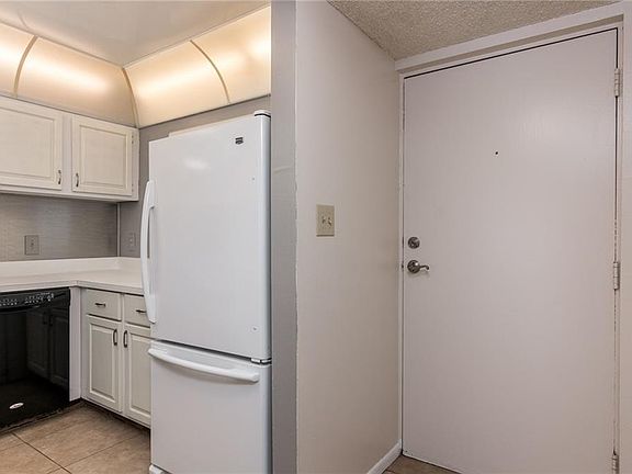 4th image of 2625 State Road 590 APT 2123