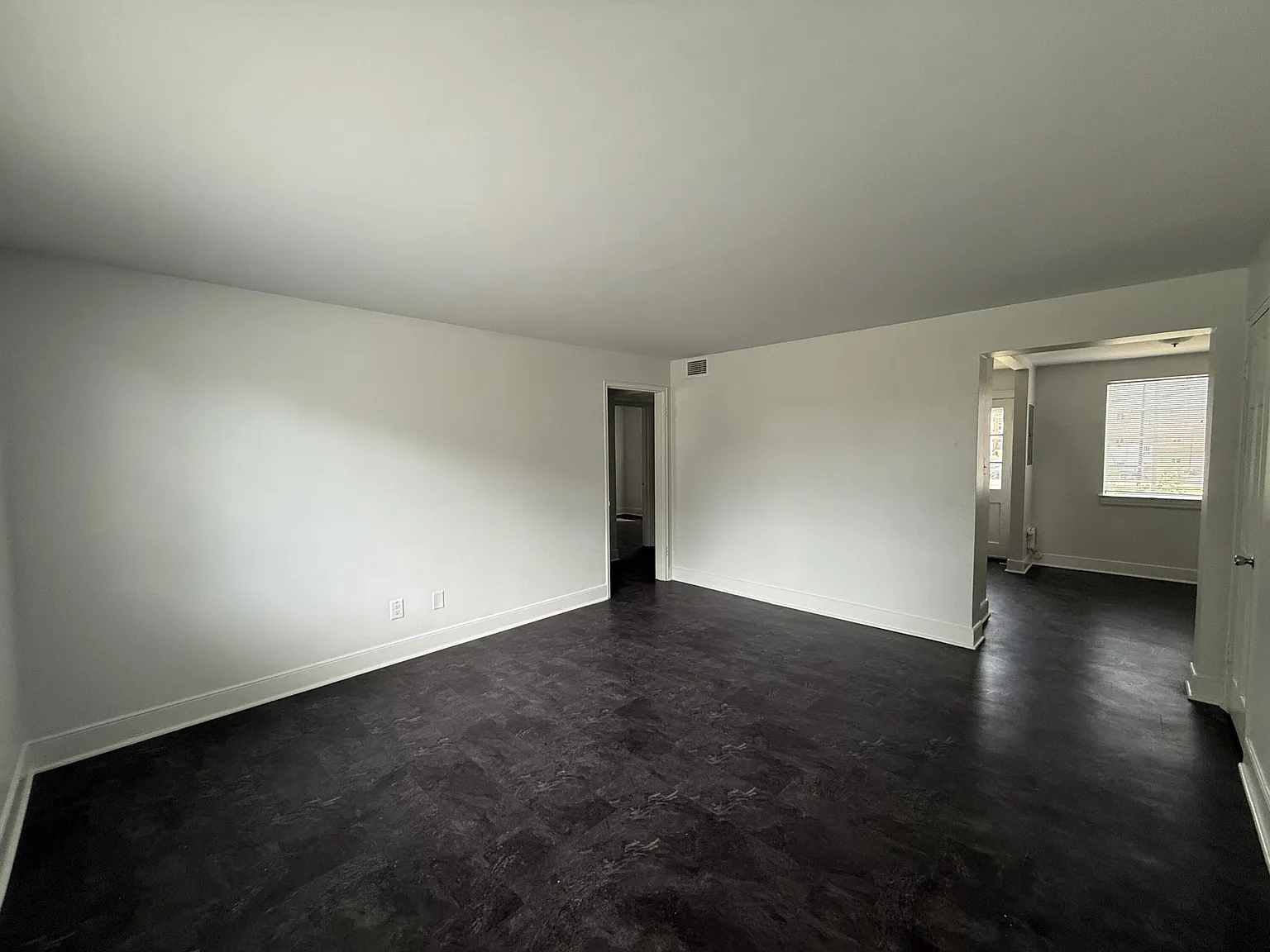 2 bed, 1.0 bath, 850 sqft, $1,175 — Photo 2