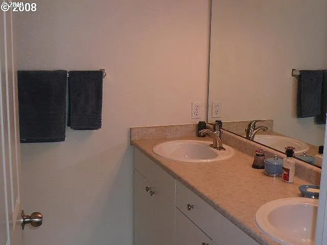 1806 SE Cutter Ln — Photo 37