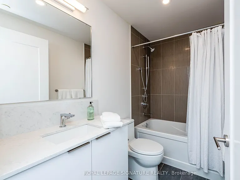28 Freeland St #5006 — Photo 8