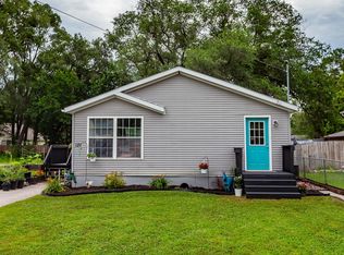 121 SE 33rd St, Des Moines, IA 50317