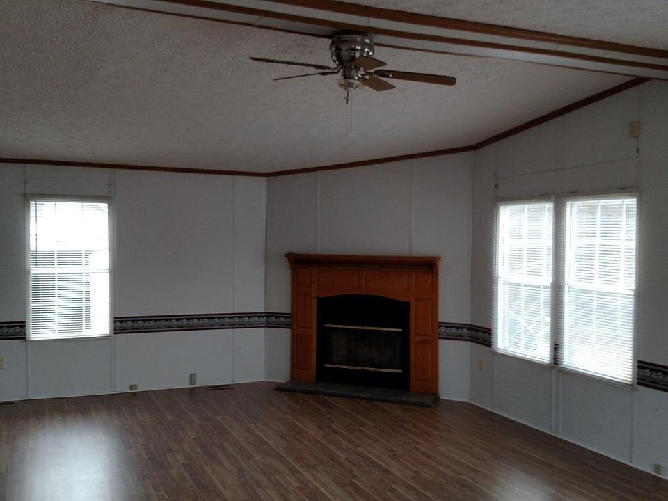 2nd image of 5445 Wildwood Dr