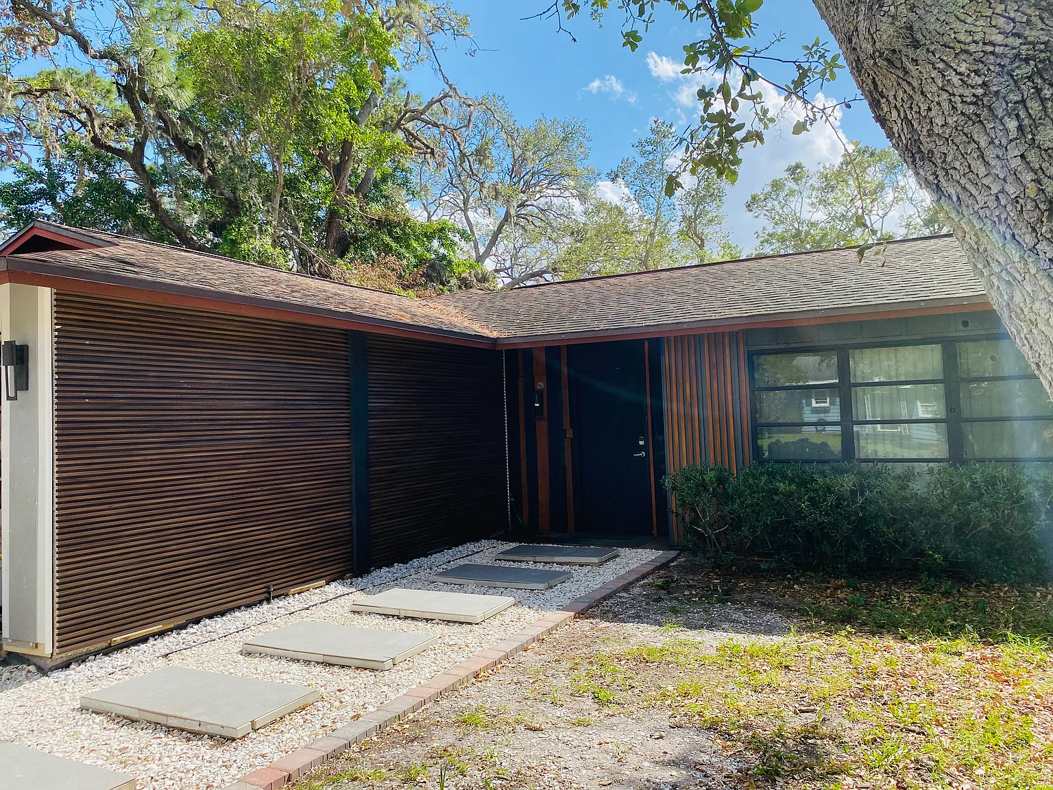 4 bed, 1704 sqft, $3,850 — Photo 2