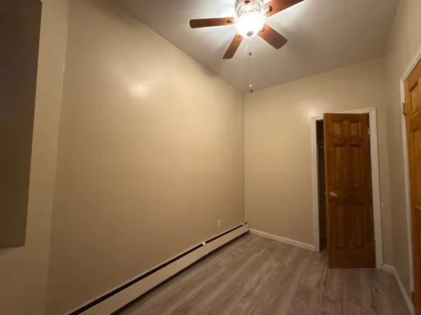 145 Rockaway Avenue image 12 of 13