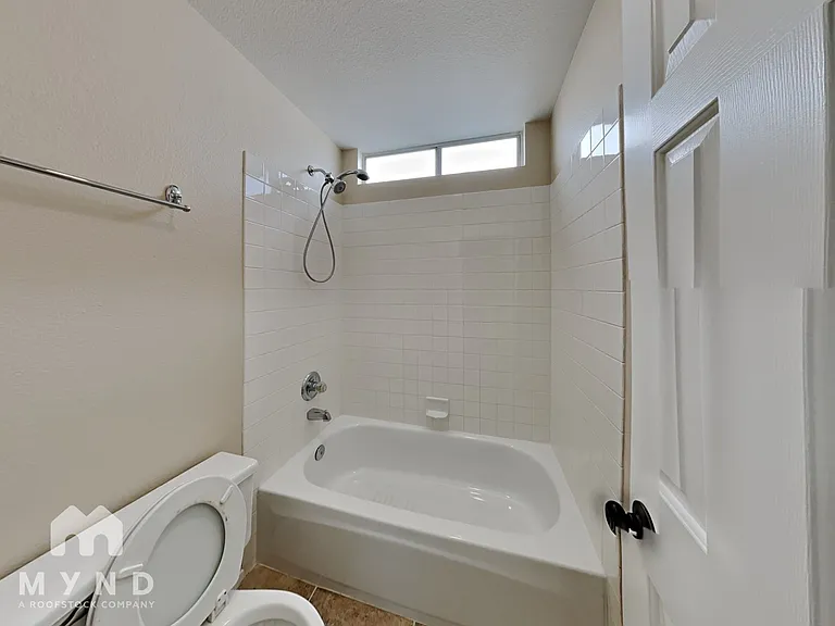 3415 White Stallion Ct — Photo 17