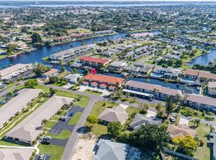 1102 SE 39th Ter APT 102, Cape Coral, FL 33904