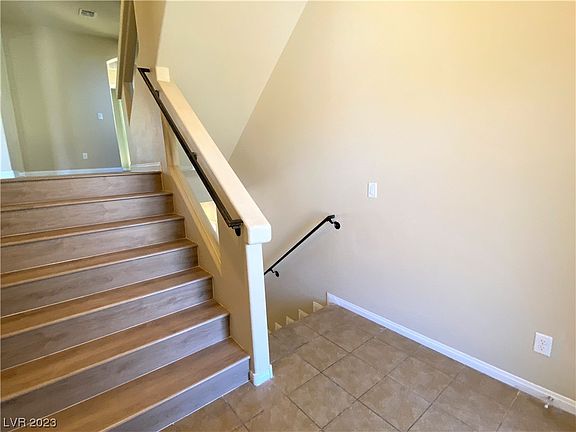 4th image of 6771 Medovina Ct