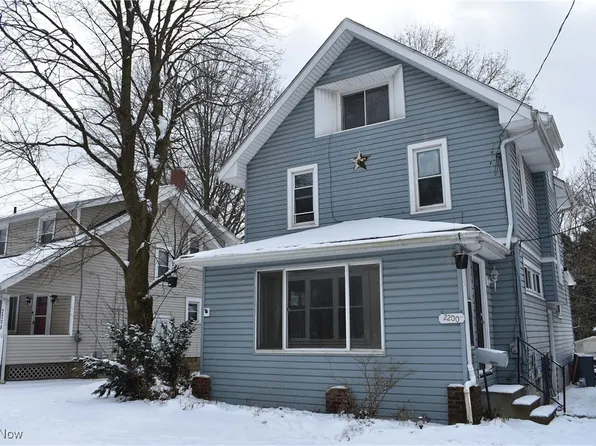 2200 Newton St, Akron, OH 44305