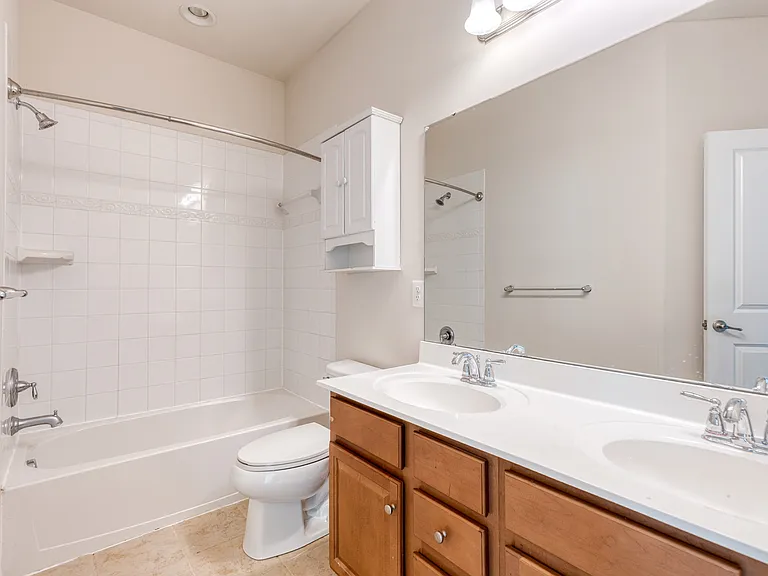 365 Chessington Dr — Photo 22