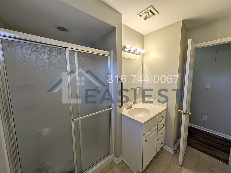 709 SE Green St — Photo 15