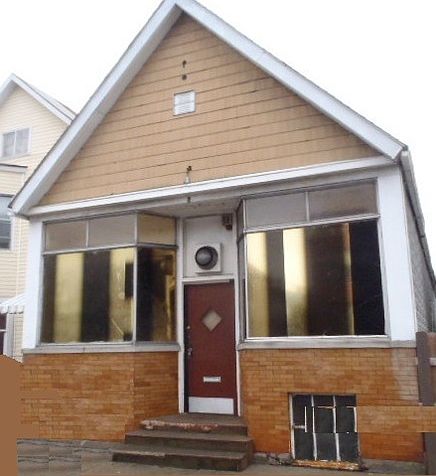 1st image of 4921 W 31st St