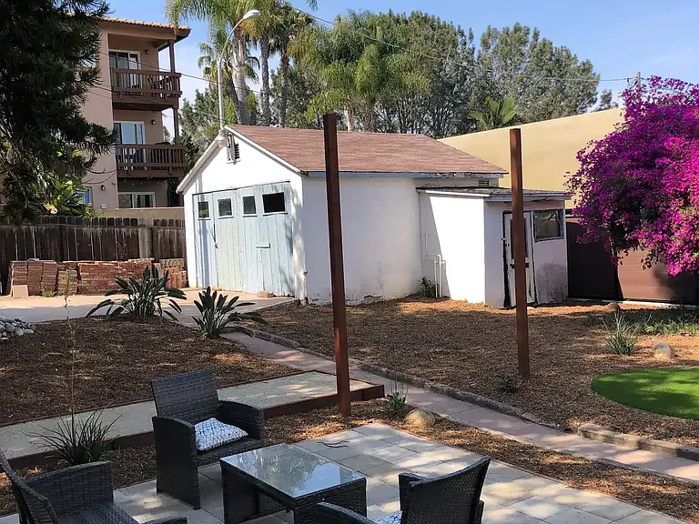 2306 Chalcedony St — Photo 58