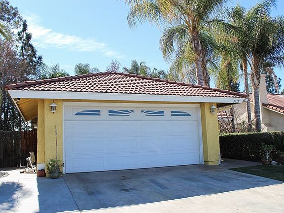 2nd image of 25371 Oakstone Ct