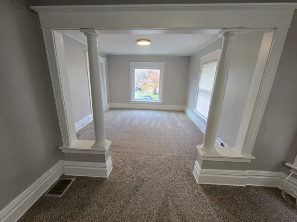 1055 W 8th St #2, Erie, PA 16502