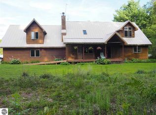 1912 Dream Acres Ln SW, Fife Lake, MI 49633