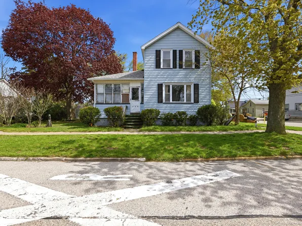533 Fulton Ave, Grand Haven, MI 49417