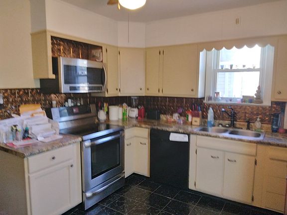 4th image of 5560 Endicott Ave