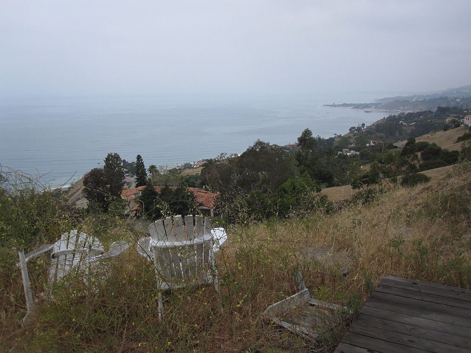 1st image of 3341 Rambla Pacifico
