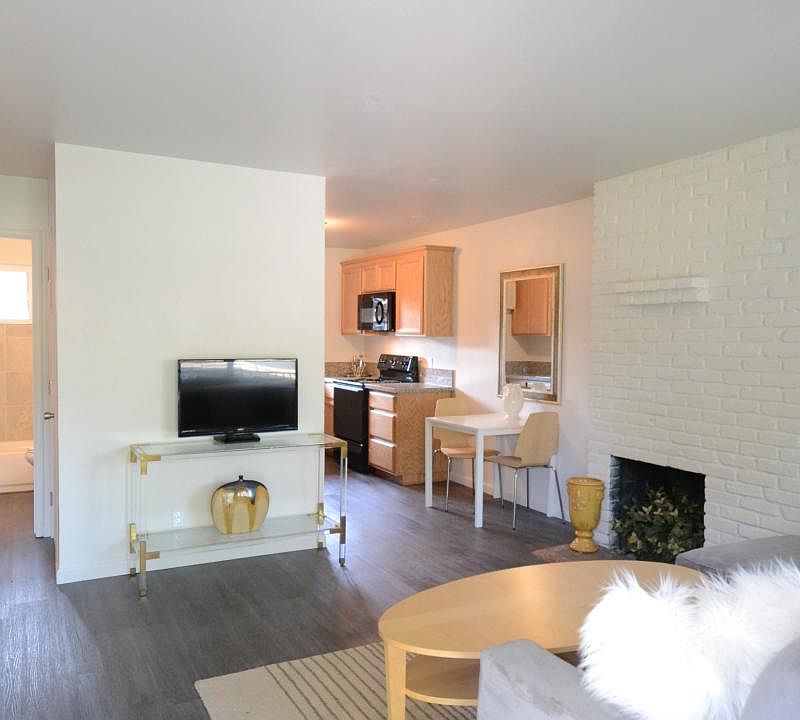 1st image of 19 Garden Hwy APT 15