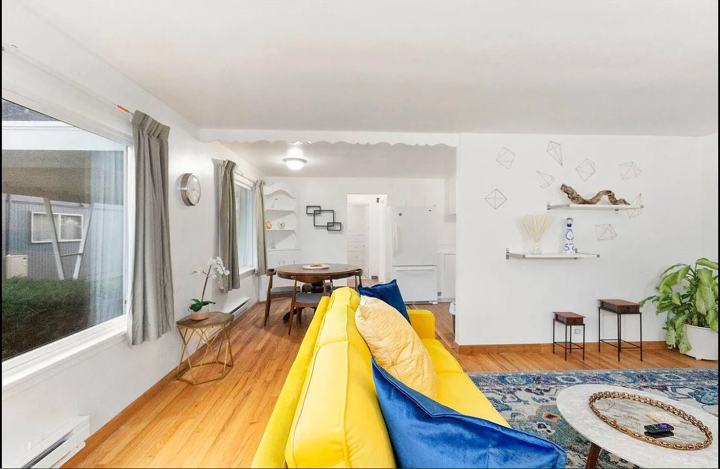 148 N Sams St — Photo 3