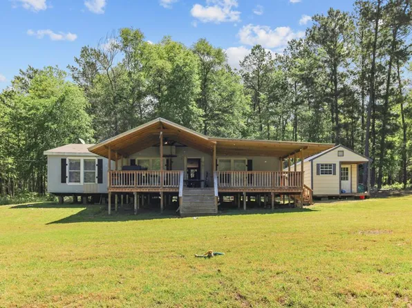 961 An County Road 102, Elkhart, TX 75839