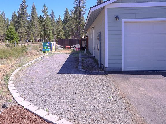 4th image of 52470 Medill Ct